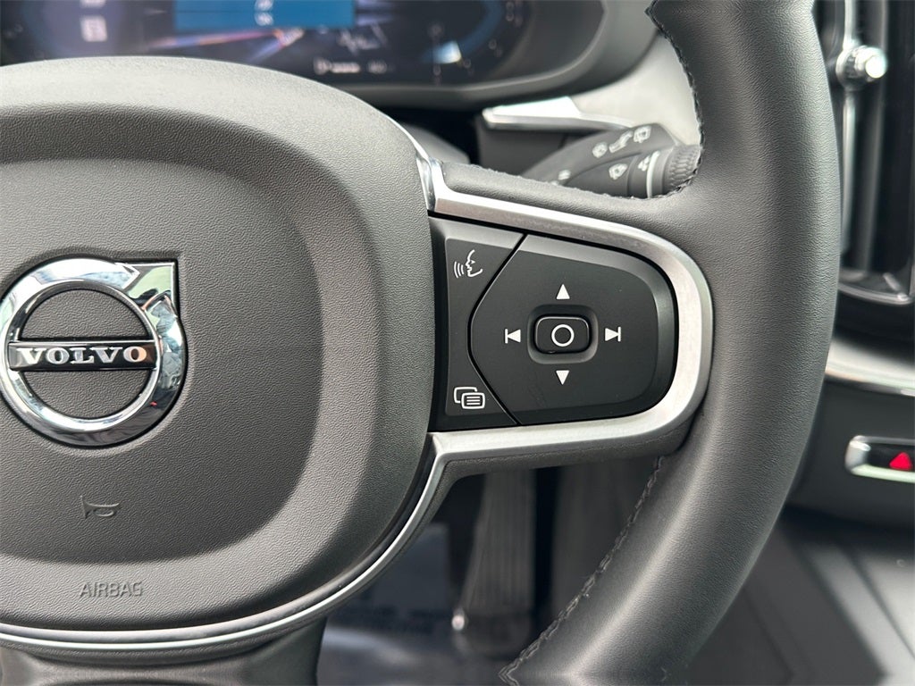 2025 Volvo XC60 B5 Core Volvo Certified Pre-Own