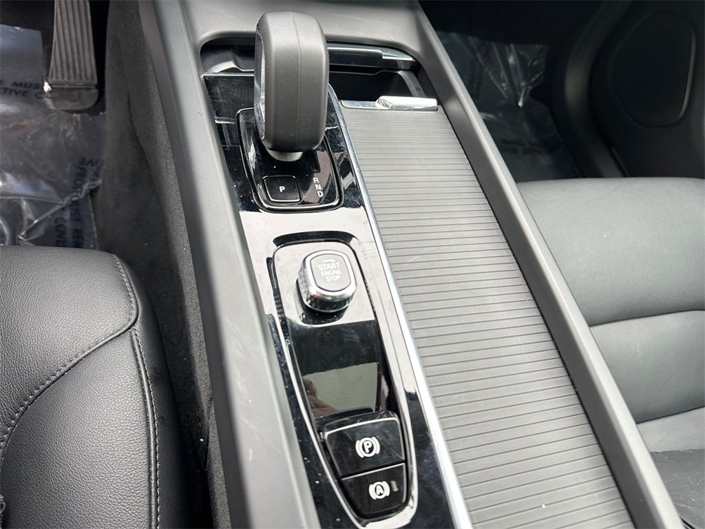 2025 Volvo XC60 B5 Core Volvo Certified Pre-Own