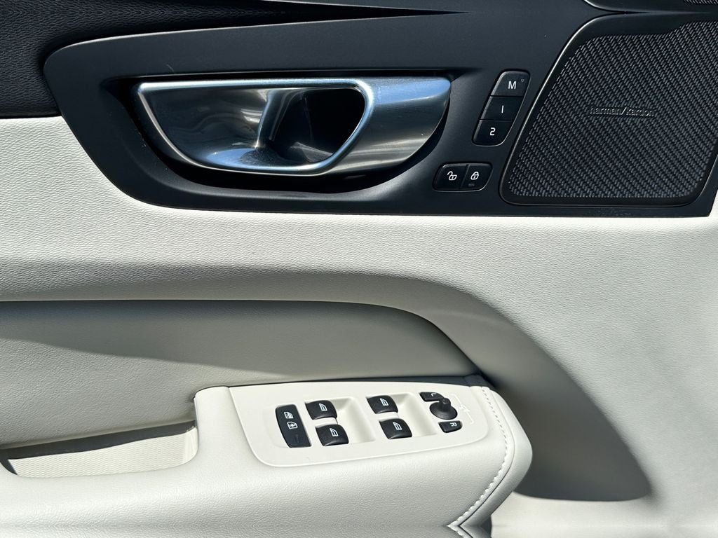 2026 Volvo XC60 B5 Ultra Volvo Certified